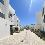 Daire Mirador Hills Luxury Hills Gym Pools Restaurants *