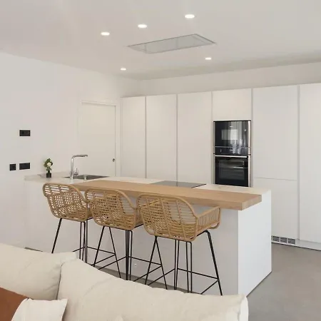 Apartman Mirador Hills Luxury Hills Gym Pools Restaurants
