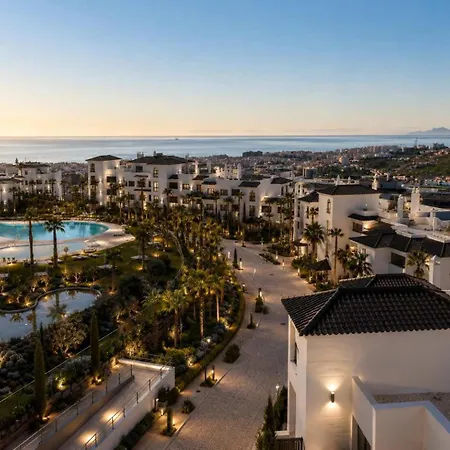 Mirador Hills Luxury Hills Gym Pools Restaurants