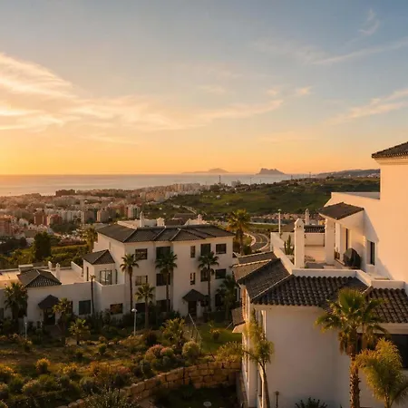 Mirador Hills Luxury Hills Gym Pools Restaurants * Estepona