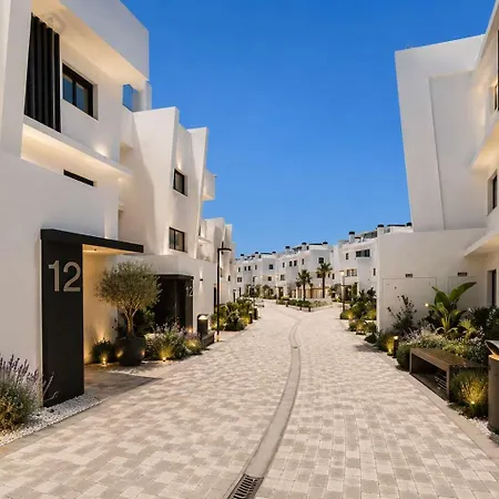 Apartman Mirador Hills Luxury Hills Gym Pools Restaurants