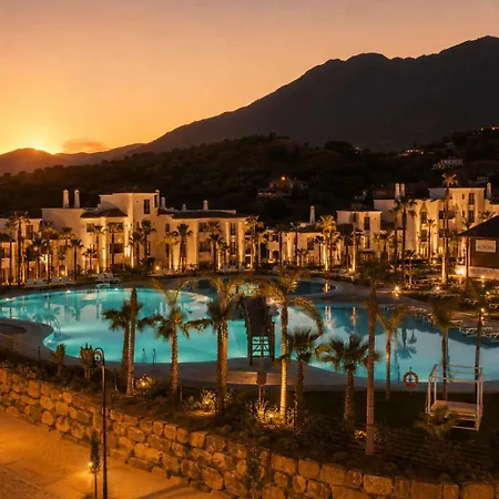 Mirador Hills Luxury Hills Gym Pools Restaurants