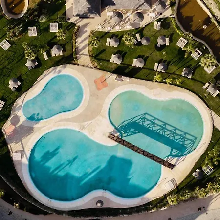 Mirador Hills Luxury Hills Gym Pools Restaurants Apartmán *