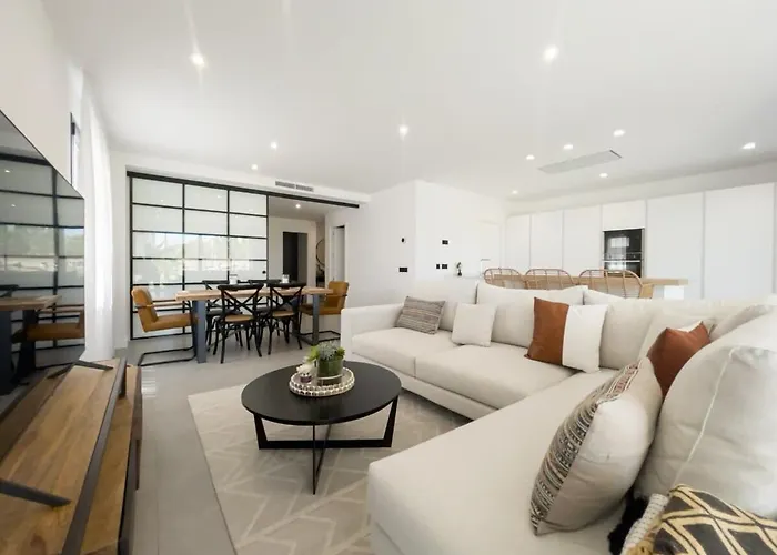 Mirador Hills Luxury Hills Gym Pools Restaurants * Estepona