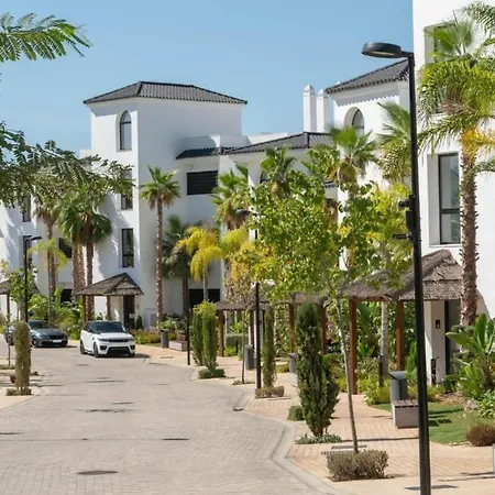 Mirador Hills Luxury Hills Gym Pools Restaurants *