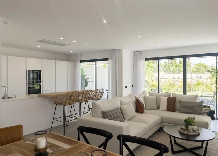 Mirador Hills Luxury Hills Gym Pools Restaurants Estepona